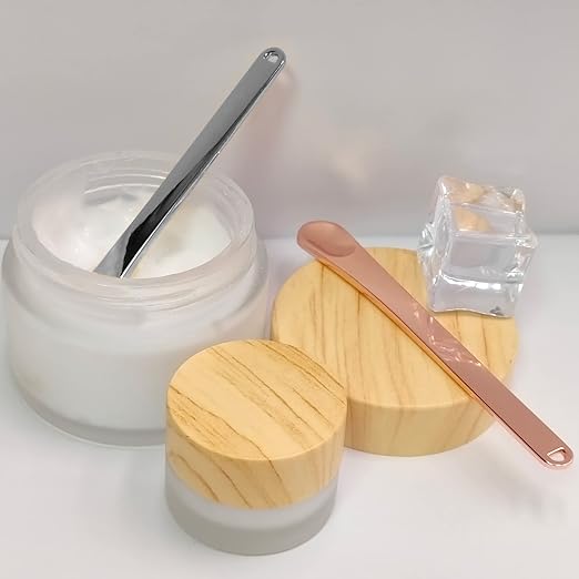 3 Pieces Alloy Makeup Spatula Eye Cream Spoon Beauty Scoop Mini Spoon Makeup Beauty Spoons Mini Cosmetic Skincare Spatula for Cream Lotions, 3.54 x 0.43 inches, Gold, Silver, Rose-Gold-BrightBean Baby