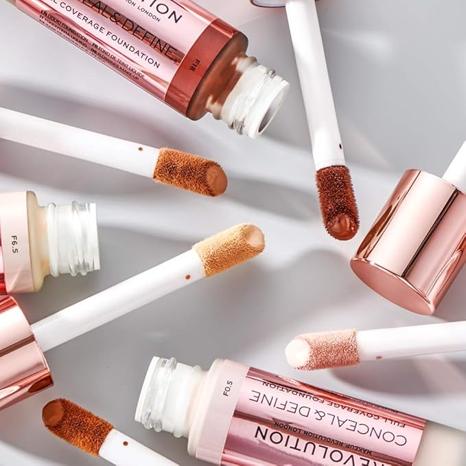 Makeup Revolution Conceal and Hydrate Concealer, Full Coverage & Matte Finish, C5 for Light Skin Tones, Vegan & Cruelty-Free, 0.7 Fl Oz-BrightBean Baby