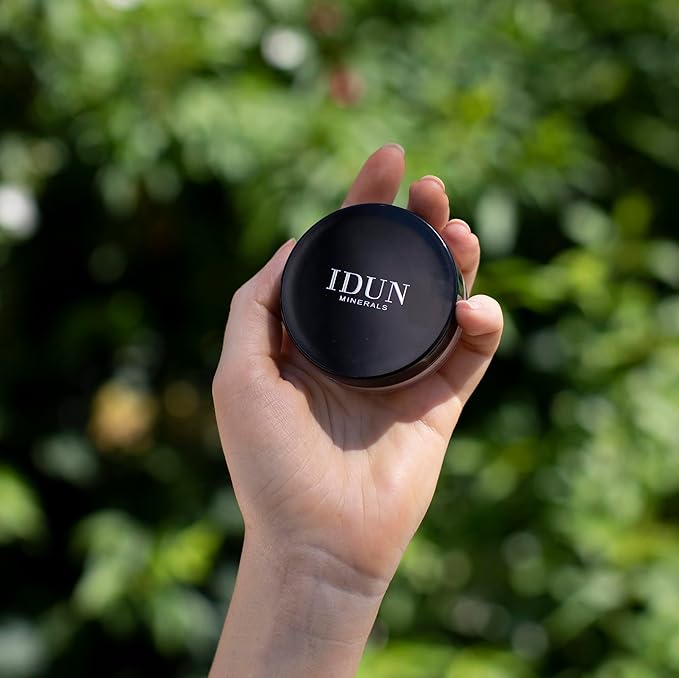 Mineral Powder Foundation - Longwear, Lightweight, Smooth Powder Formula - Blurring, Skin-Perfecting Finish - Vegan and Cruelty Free Formula - 026 Yrsa - 0.25 oz-BrightBean Baby