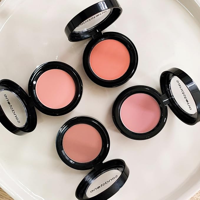 Big Crush Blush – Hypoallergenic silky powder blush for cheeks. Fine color pigmentation - buildable - long lasting face makeup. (25 Naked Tan, 2,5 g)