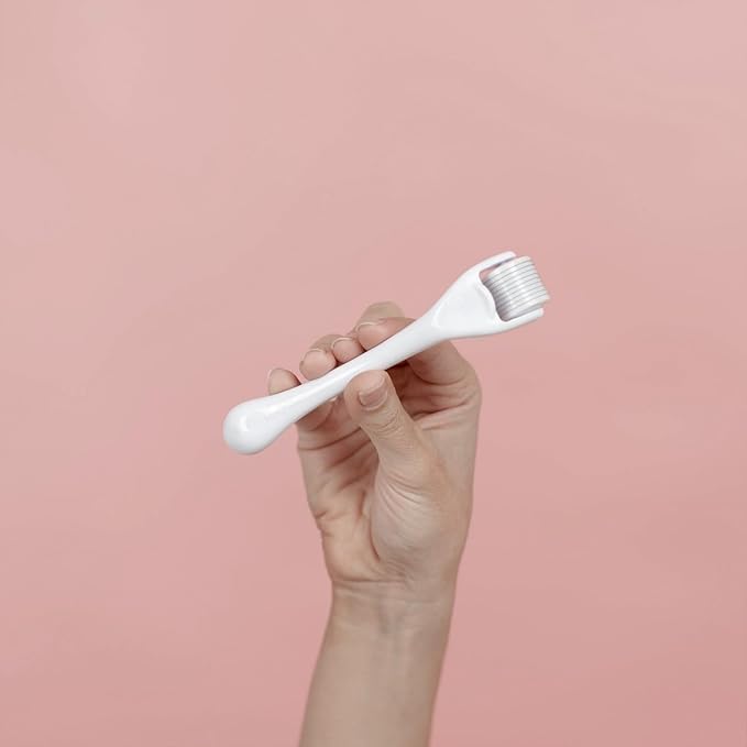 ROSELYNBOUTIQUE Derma Roller for Hair Beard Facial Skin Face 540 Microneedles At-Home Beauty Instrument White Holiday Gift for Men Women-BrightBean Baby