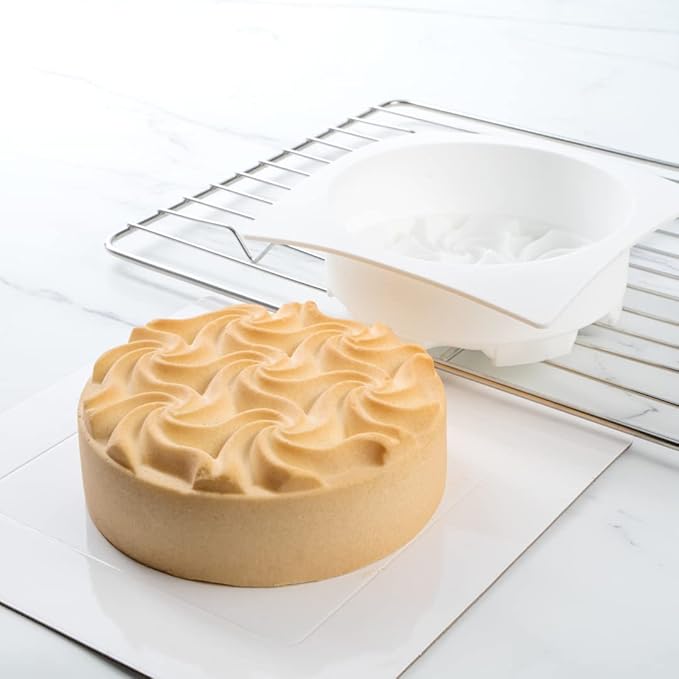 Pastry Tek 6.8 Inch Swirl Cake Pans, 10 Oven-Ready Silicone Bundt Cake Pans - Flexible, Freezable, White Silicone Small Cake Molds, Easy Release, For Baking Desserts - Restaurantware