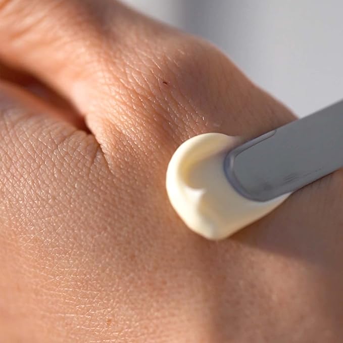 ANNEMARIE BÖRLIND – LL REGENERATION Eye Wrinkle Cream – Natural Vitamin C + E Anti Aging Eye Cream with LL BIOCOMPLEX for Smoothed, Brighter, and Plump Skin With New Elasticity – 1.1 Oz-BrightBean Baby