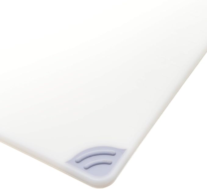 San Jamar Saf-T-Grip Plastic Cutting Board with Safety Hook, 9" x 12" x 0.375", White