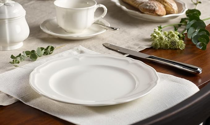 Villeroy & Boch Manoir Salad Plate, Premium Porcelain, Made in Germany, 8.25in, White