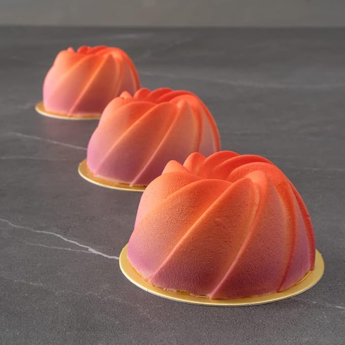 Pastry Tek 6 Cavities Mini Bundt Cake Pans, 10 Oven-Ready Mini Fluted Tube Cake Pans - Flexible, Freezable, White Silicone Baking Molds, Easy Release, For Baking Cupcakes or Donuts - Restaurantware