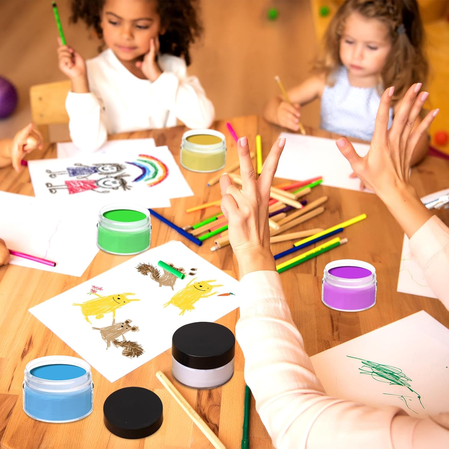 SATINIOR 100 Pcs Plastic Jars with Lids Small Containers Lids Wide Mouth Small Plastic Containers for Lotion Cream Rhinestones Body Butters Travel Storage(1 oz,Black)-BrightBean Baby