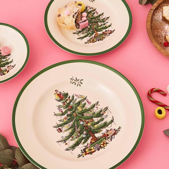 Spode Christmas Tree Luncheon Plate, 9-Inch Porcelain Dinner & Appetizer, Holiday-Themed Serving, Microwave & Dishwasher Safe, Festive Collectible Seasonal Dining Plate for Christmas Entertaining