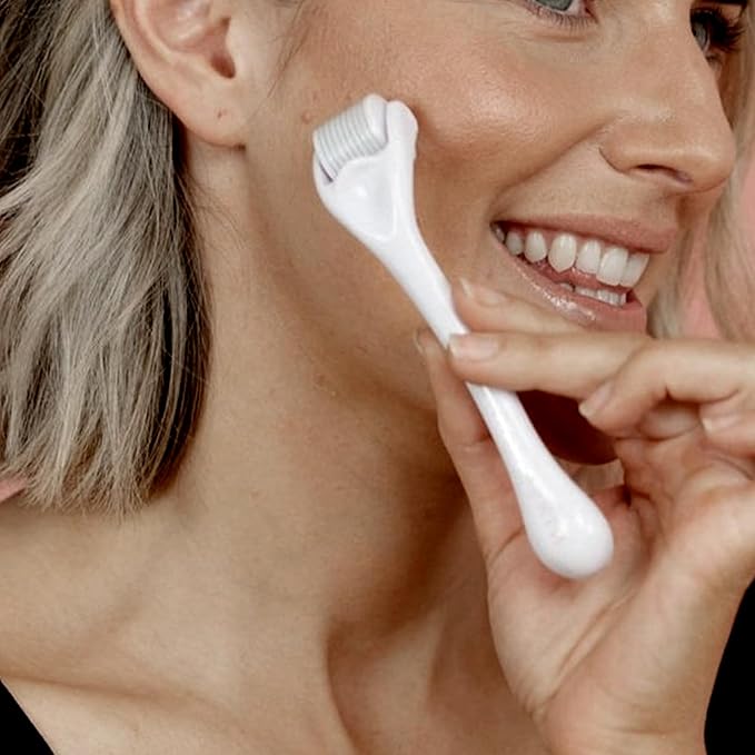 ROSELYNBOUTIQUE Derma Roller for Hair Beard Facial Skin Face 540 Microneedles At-Home Beauty Instrument White Holiday Gift for Men Women-BrightBean Baby