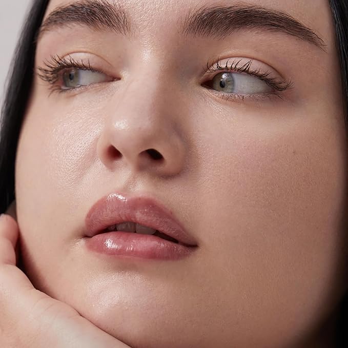 Summer Fridays Sheer Skin Tint - Skin Tint with Hyaluronic Acid - Helps Diminish Uneven Skin Tone - Sheer to Light Coverage - Shade 1 - Fair with Neutral Peach Undertones (1 Fl Oz)-BrightBean Baby