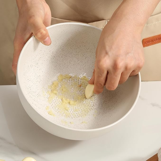 Ceramic Large Salad Bowls with Garlic Grater Function. White 60 OZ Salad Serving Bowl. Deep Bowl fit for Soup, Cereal, Ramen, Pasta, Salad.