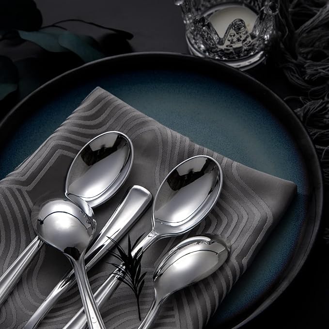 Liacere 200PCS Silver Plastic Spoons - Heavy Duty Disposable Spoons - dessert Spoons for Wedding & Party & New Year & Valentine's Day