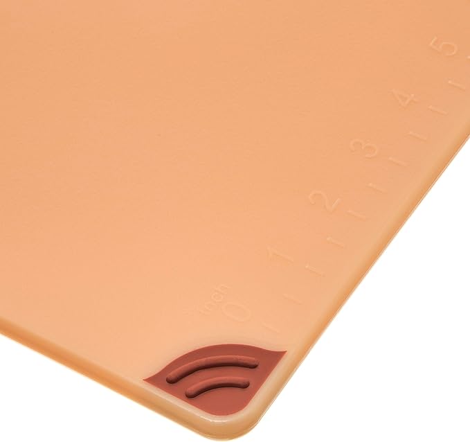 San Jamar Saf-T-Grip Plastic Cutting Board with Safety Hook, 9" x 12" x 0.375", Brown