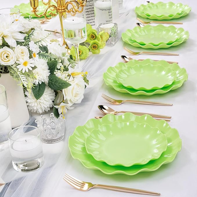 LIYH 24 Pcs Green Plastic Plates Reusable - Unbreakable Dinner Plates Scalloped Dessert Plate Microwave & Dishwasher Safe Plate Sets Perfect for Parties Birthday Picnics (12Guests)