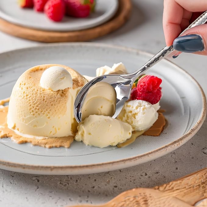 Rubtlamp 90Pcs Silver Plastic Silverware, Hammered Thanksgiving Disposable Silverware,Silver Plastic Forks And Spoons, Fancy Plastic Cultery Include 30 Forks, 30 Knives And 30 Spoons for Thanksgiving