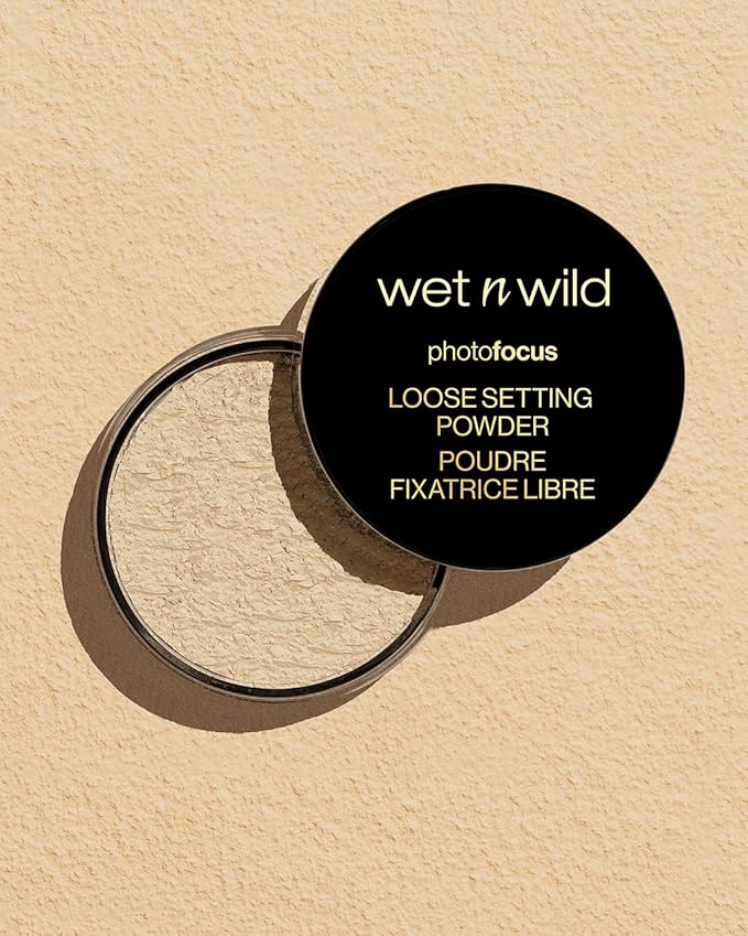 wet n wild Photo Focus Loose Baking Setting Powder, Highlighter Makeup, Suitable for All Skin Tones, Banana-BrightBean Baby