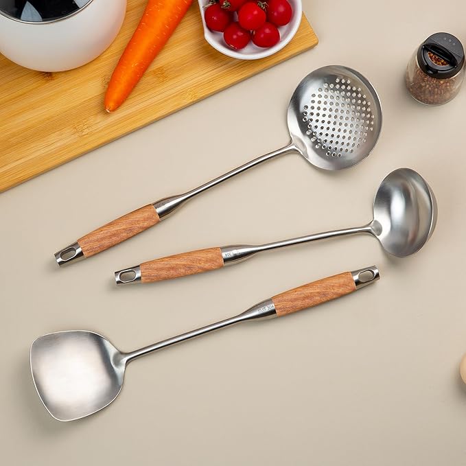 FJNATINH Skimmer Ladle, 15.4inches spatula for wok, 304 Stainless Steel wok spatula,Wooden Handle