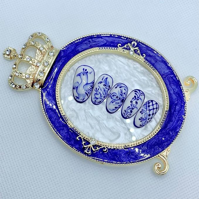 3 Pcs Nail Art Palette, Nail Art Painting Mixed Color Palettes Crown Nail Holder Retro Nail Art Display Board, Nail Art Display Tools Photography Props-BrightBean Baby