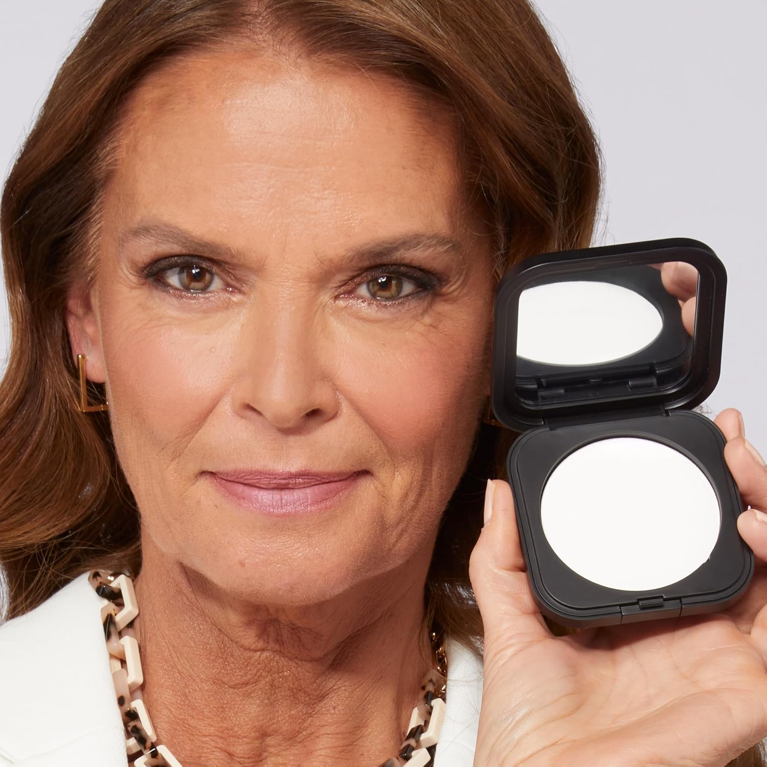 LAURA GELLER NEW YORK Matte Maker Pressed Setting Powder - Translucent - Setting Powder & Finishing Powder - Oil-Control - Filter-Like Matte Finish - All Skin Types-BrightBean Baby