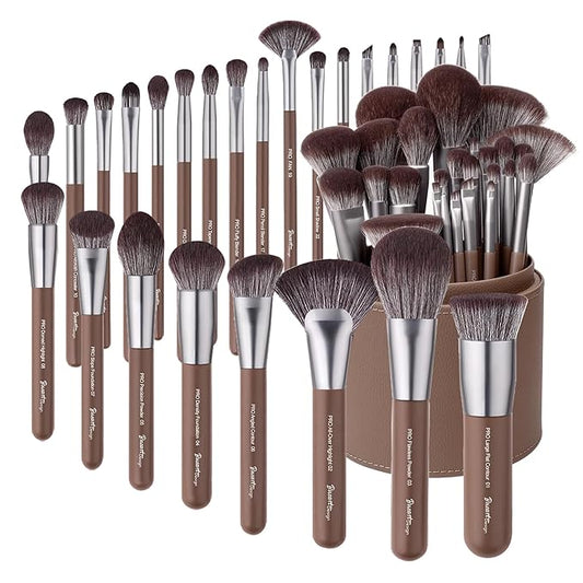 Bueart Design 26 Pcs Chocolate-colored Gift Makeup Brushes Set with Extra Large Holder,Elegant Make up Brushes for Foundation,Face Blending Powder, Contour, Highlight, Concealer, Eyeshadow-BrightBean Baby