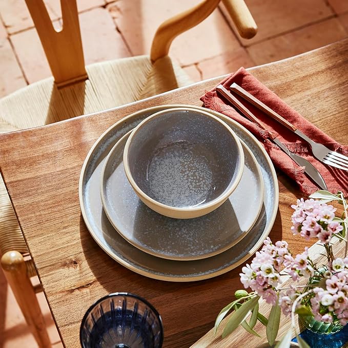 Portmeirion Minerals 10.5" Dinner Plate, Aquamarine - Modern Stoneware Tableware with Gentle Curves, Durable & Stylish for Dining, Microwave & Dishwasher Safe - Sleek Dinnerware Collection