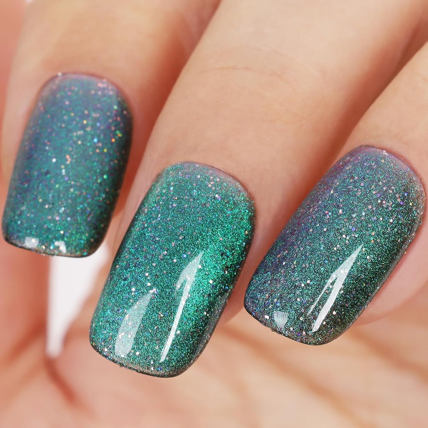 Aurora Green Cat Eye Gel Nail Polish,Iridescent Quicksand Galaxy Holographic Cateye Green Gel Polish with Magnet, Shimmer Velvet Soak Off Uv Led Home Diy Manicure GP0103-BrightBean Baby