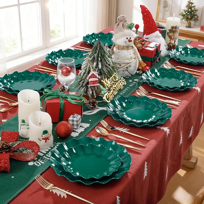 LIYH 50 Pcs Dark Green Plastic Plates Reusable Christmas Plastic Plates Green Christmas Plate Unbreakable Holiday Dinnerware Set Fancy Scalloped Plate Dishwasher Safe BPA Free (25Guests)