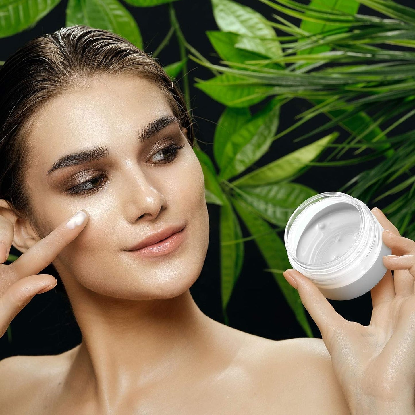 SATINIOR 100 Pcs Plastic Jars with Lids Small Containers Lids Wide Mouth Small Plastic Containers for Lotion Cream Rhinestones Body Butters Travel Storage(4 oz,Gold)-BrightBean Baby