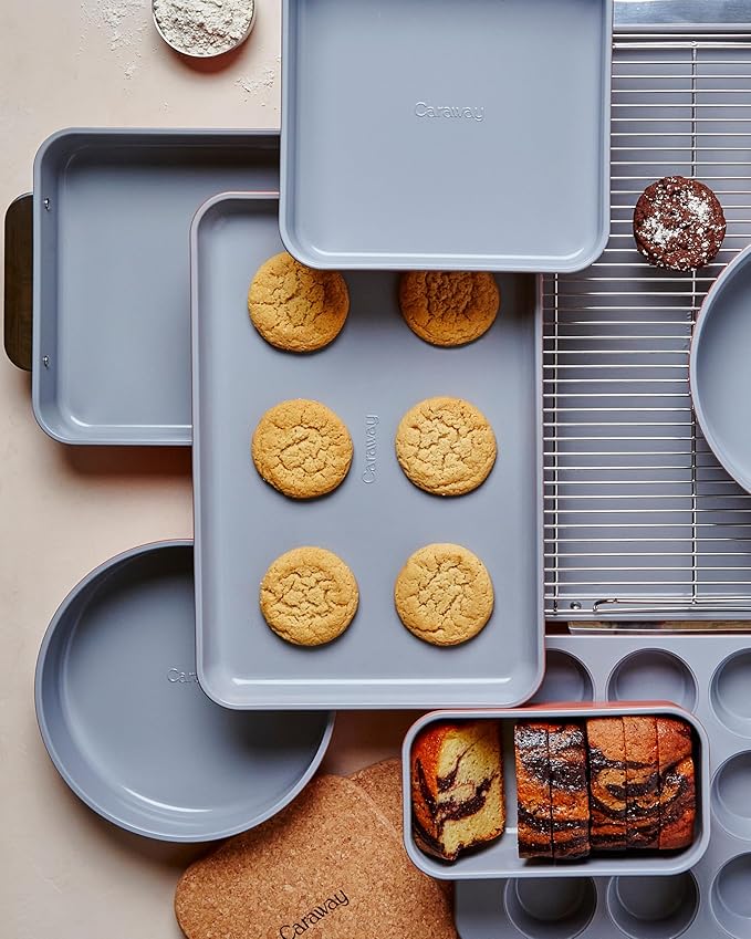 Caraway Non-Stick Ceramic Medium Baking Sheet - Naturally Slick Ceramic Coating - Non-Toxic, PTFE & PFOA Free - Perfect for Baking, Roasting, and More - Medium (15" x 10") - Sage