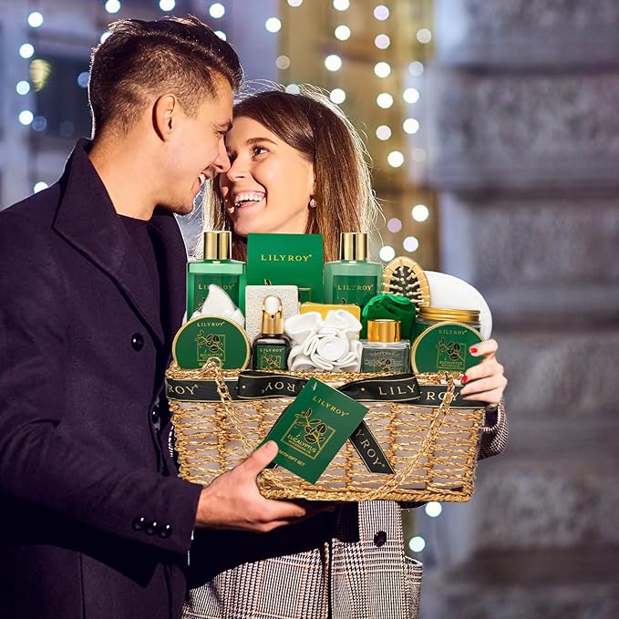 18-Piece Luxury Spa Gift Basket Set for Fathers Day Bath & Body Care Kit for Women & Men Perfect Gift for Christmas Mother's Day Birthday with Shower Gel & More Great for Holidays & Special Occasions-BrightBean Baby