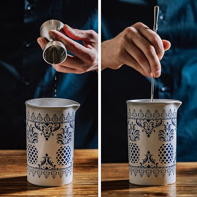 Piña Barware Seamless Professional Porcelain Mixing Glass – 600mL / 20oz (Traditional Blue Willow Pattern, 1)