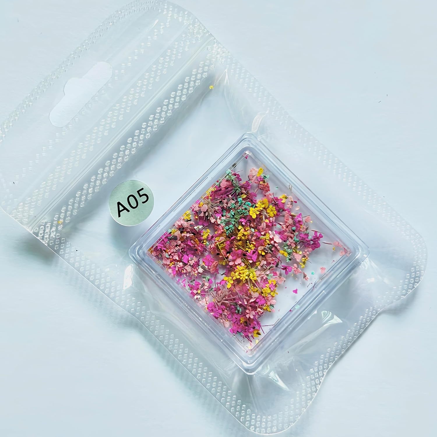 1 Box of Dried Flower Nail Stickers, Colored Dried Flower Nail Stickers, mini Real Flowers, Natural Flowers, 3D Baby's Breath Floral Art, Ladies and Girls DIY Nail Art Decoration-BrightBean Baby