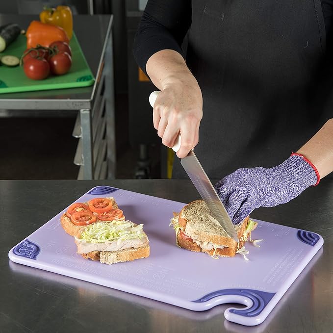 San Jamar Saf-T-Grip Plastic Cutting Board with Safety Hook, 12" x 18" x 0.5", Purple