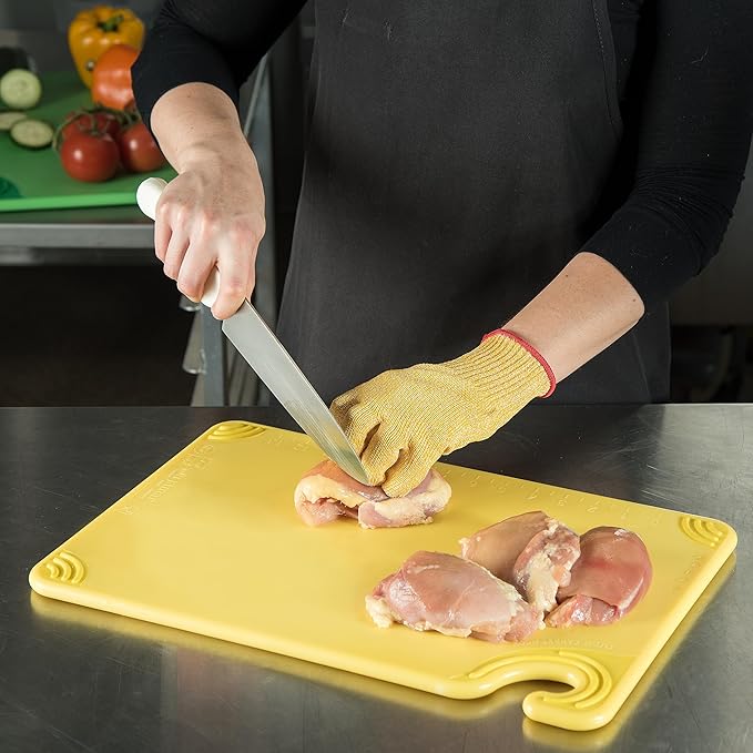 San Jamar Saf-T-Grip Plastic Cutting Board with Safety Hook, 12" x 18" x 0.5", Yellow