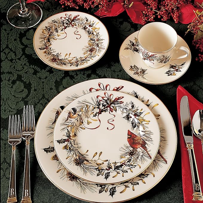 Lenox 185591602 Winter Greetings, Ivory Bone China, 5-Piece Place Setting, Christmas Dinnerware Set, Holiday Hosting