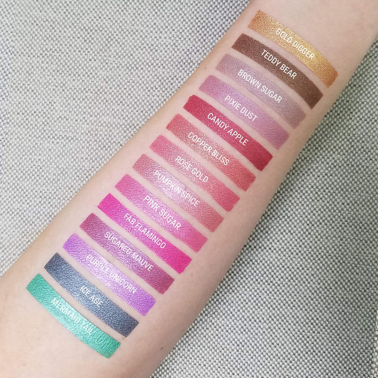 Aromi Metallic Liquid Lipstick | Long-lasting, Smear, Smudge, + Transfer Proof, Waterproof, Light, Baby Pink Lip Color with Shimmery Finish, Paraben + Phthalate Free (Pink Sugar)-BrightBean Baby