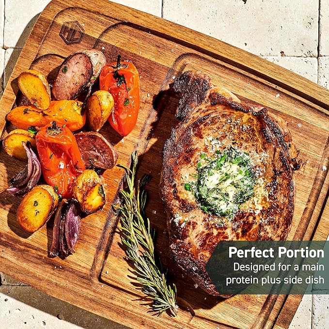 HexClad 4-Piece Bistecca Wooden Steak Plate Set with Juice Channel for Meats, Stackable Design with Straight Edges and Completely Flat Base, Easy to Clean, Lightweight and Durable