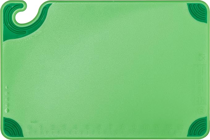 San Jamar Saf-T-Grip Plastic Cutting Board with Safety Hook, 12" x 18" x 0.5", Green